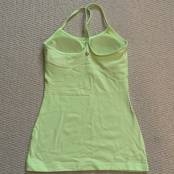 Lululemon - tank - Picture 2 of 2